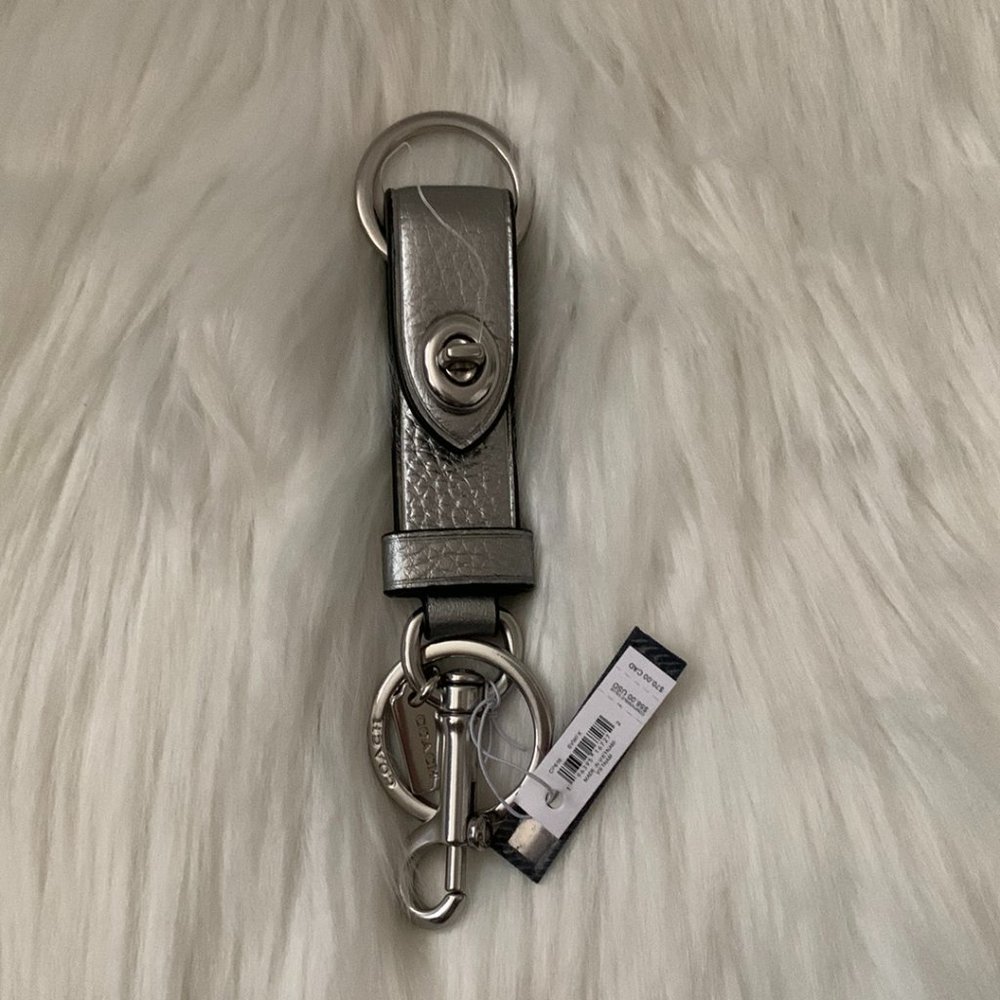 COACH Metallic Trigger Snap Key Ring in Silver